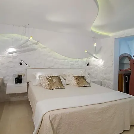 Hotel Spiros 2*