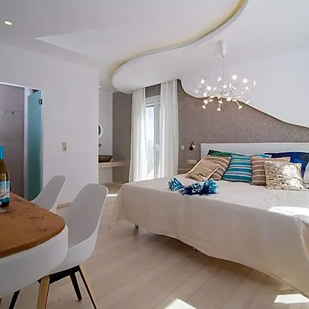 Spiros Naxos City