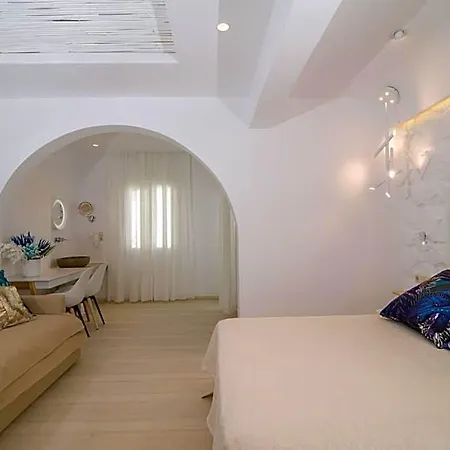Spiros Hotel
