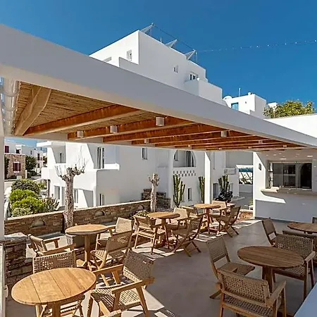 Spiros Hotel