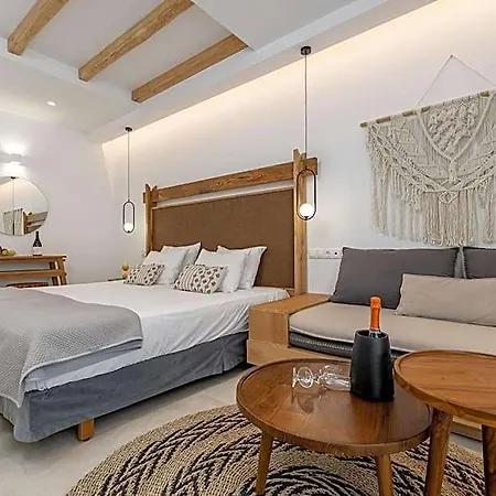 Spiros Hotel